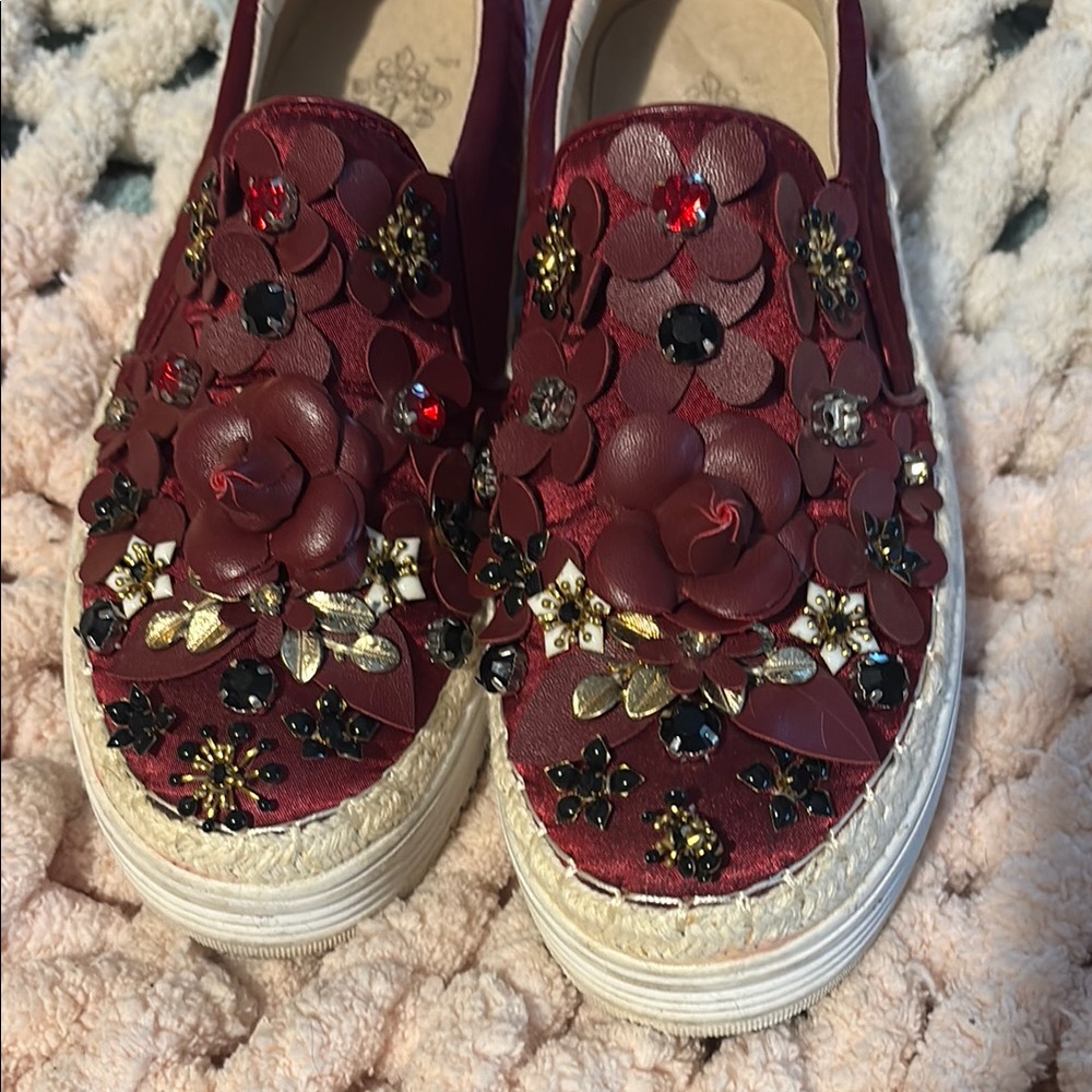 Floral Embellished Burgundy Slip-On Sneakers - Picture 5 of 8